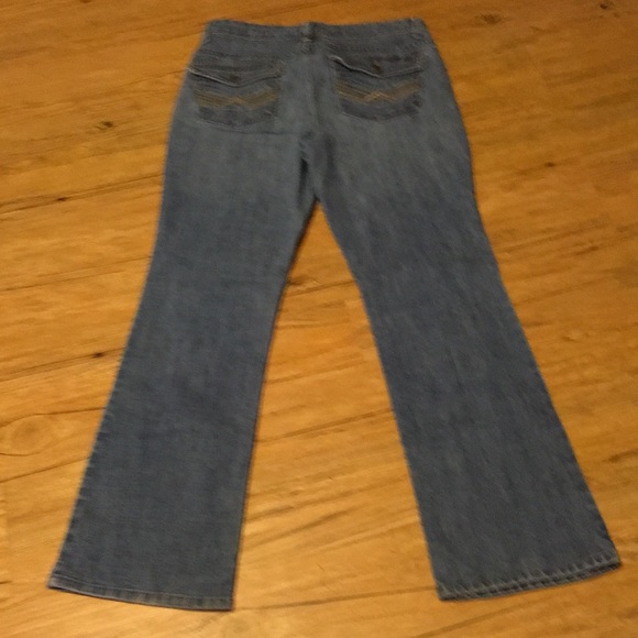 Sonoma sz 8 short woman’s jeans - Picture 3 of 5